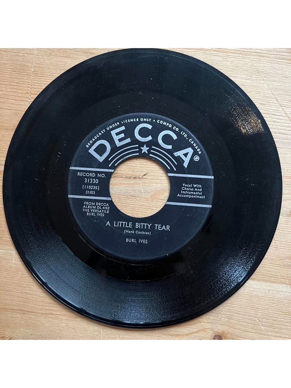 Burl Ives - A Little Bitty Tear/Shanghied 45rpm VG+ R13